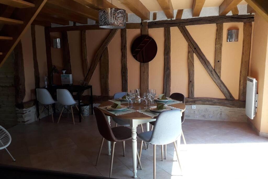 La Maison Du Bonheur Groupe Famille Ladon Екстериор снимка